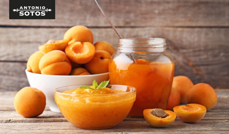 Apricot saffron jam