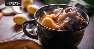 Guiso de rabo de toro enriquecido con azafrán