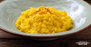 Risotto de sepia al azafrán